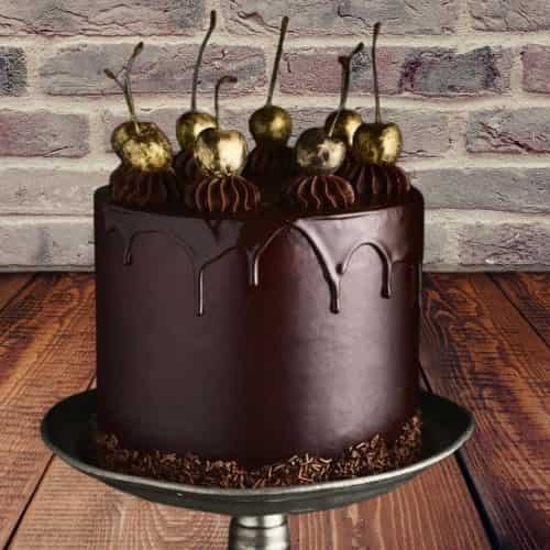 Best Designer and Customized Cakes in Dubai from MUUNS Cakes