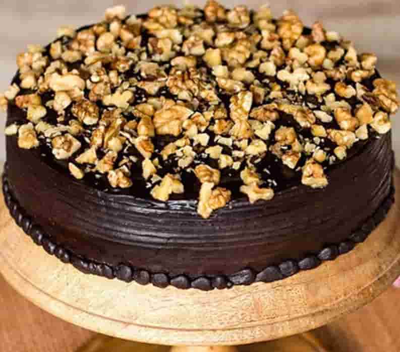 Crunchy Walnut Chocolate Cake