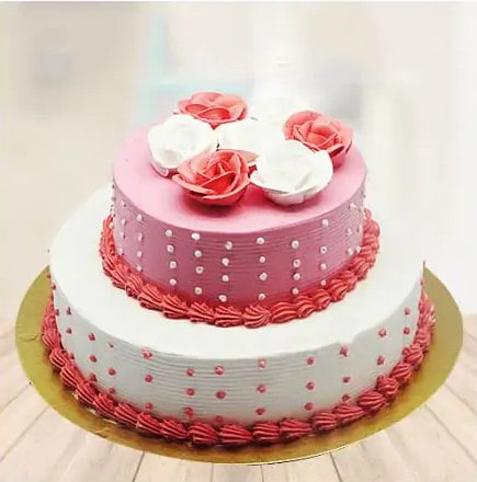 Strawberry decker Cake