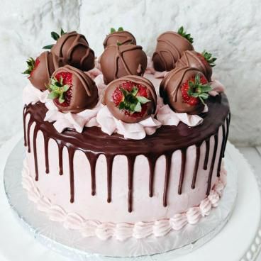 Chocolate Strawberry Cake 
